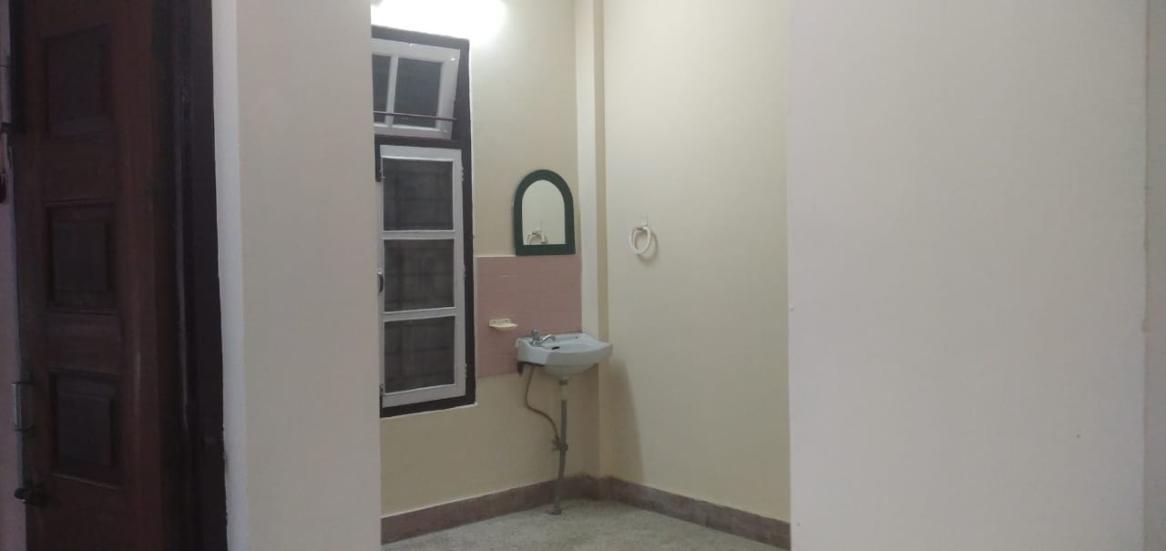 Unfurnished 2bhk unfurnished apartment in Six Mile, Guwahati, Assam, India for Rent